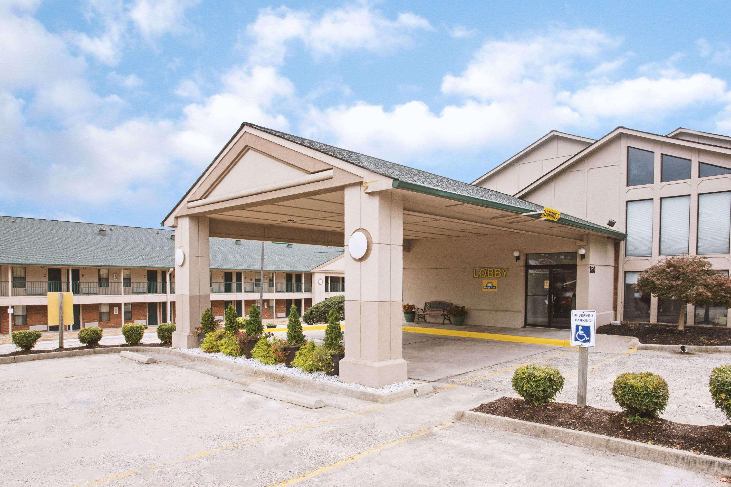 Days Inn By Wyndham Wytheville Eksteriør bilde