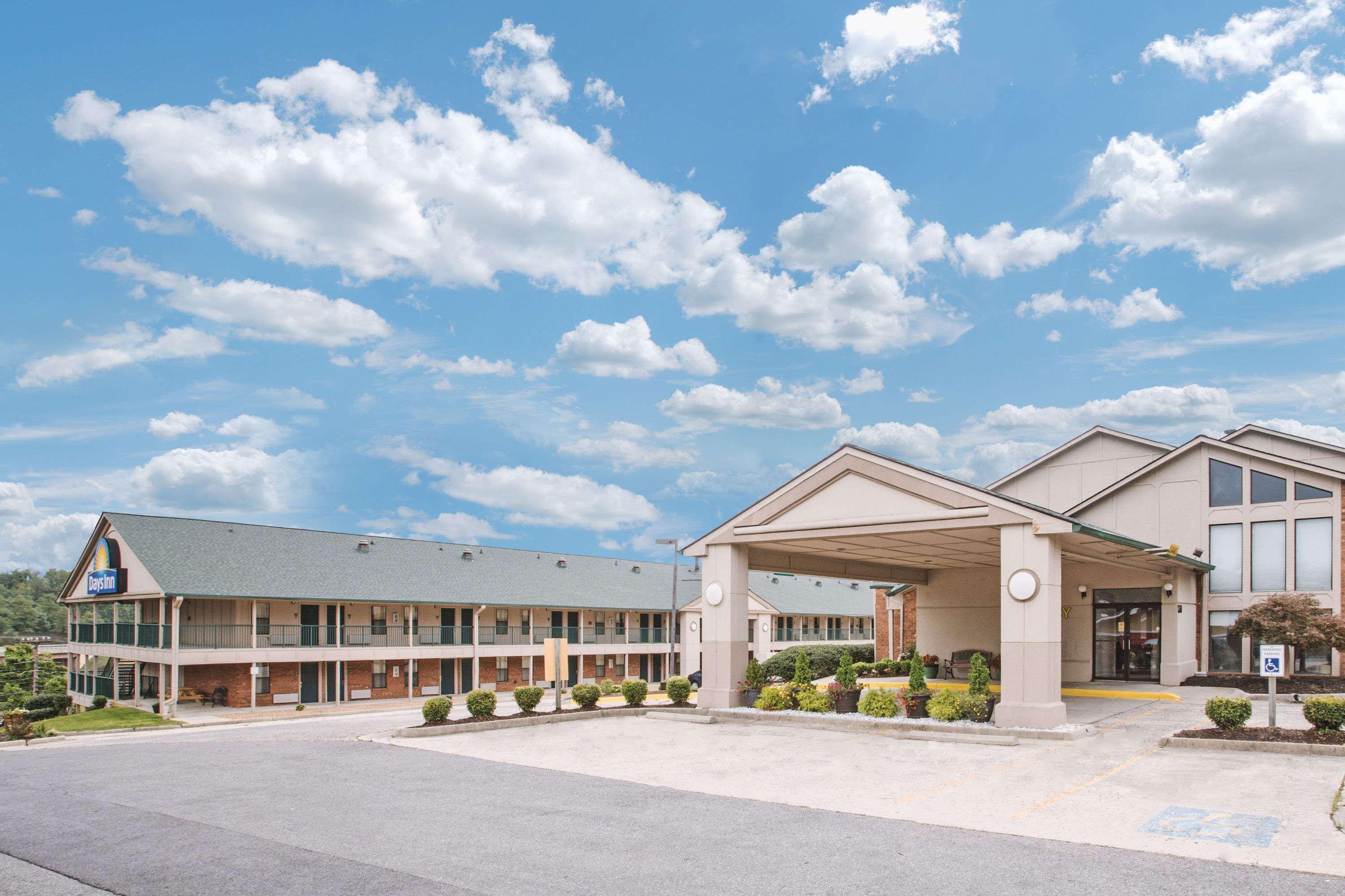 Days Inn By Wyndham Wytheville Eksteriør bilde