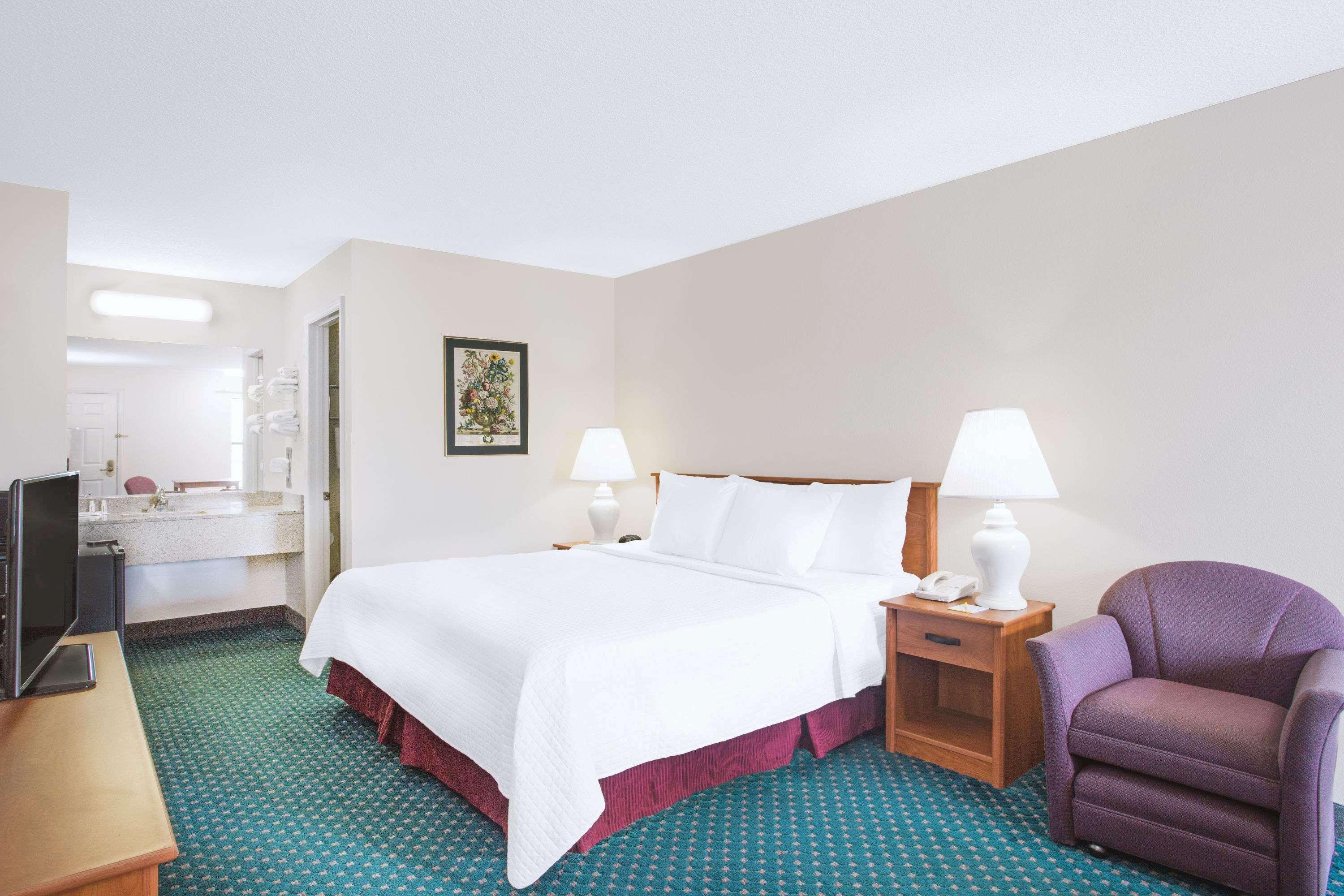 Days Inn By Wyndham Wytheville Eksteriør bilde